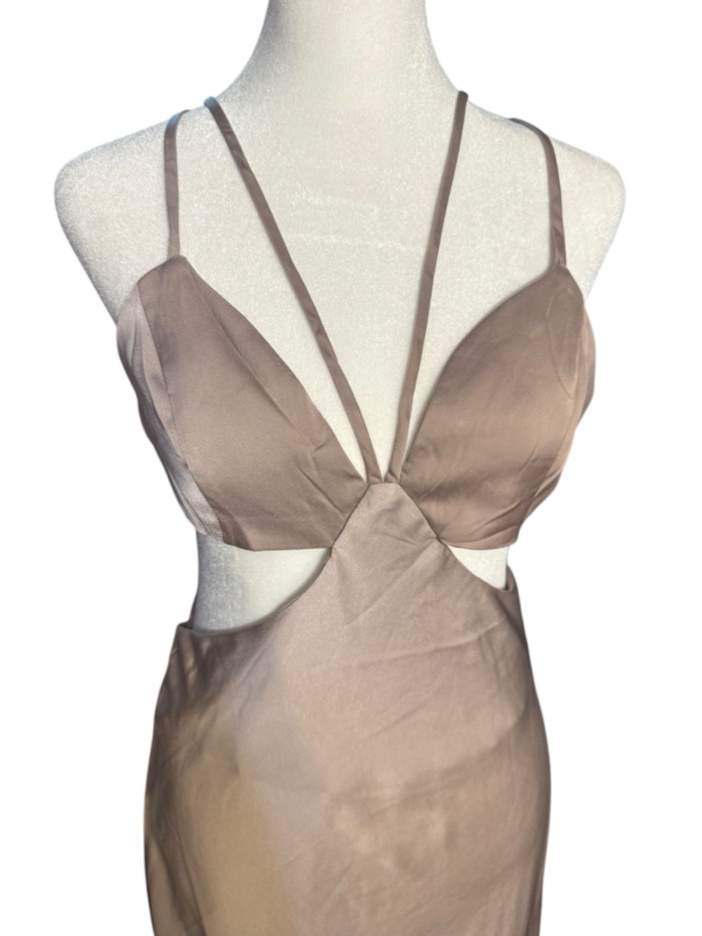 Fiesta Star Satin Maxi Dress - Picture 3 of 10